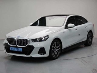 BMW i5 xDrive 40 중고차