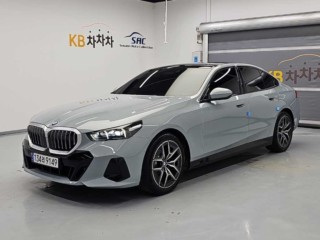 BMW 5시리즈 520i 중고차